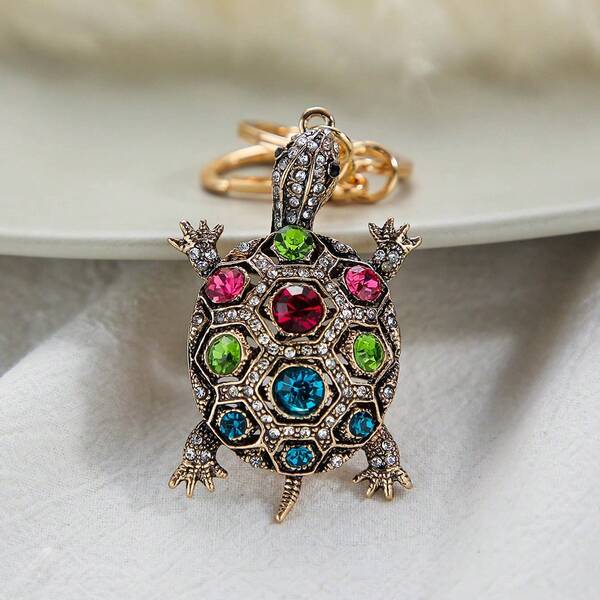 Llavero de serpiente con estilo chino y cristales de la nueva colección del zodiaco chino, colgante de tortuga de cristal colorido y lindo, llavero de metal, accesorios para coche, mochila y bolso, accesorios escolares góticos y Y2K, cordón con soporte para identificación, accesorios para coche, encantos para bolso, regalo de Navidad