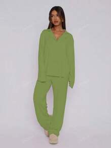 Conjunto Casual Solto de Mulheres para Outono e Inverno, Conforto em Casa, Composto por Top de Manga Longa com Lapela e Abotoamento Único e Calça Reta, Cor Sólida