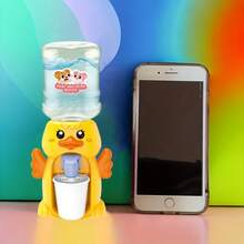 1 件装儿童迷你饮水机卡通猪狗儿童饮水机饮水喷泉玩具 - 粉色 + 黄色水机角色扮演厨房用品适合女孩男孩桌面饮水机儿童礼物