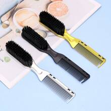 Peigne multifonctionnel pour hommes, brosse à cheveux pour hommes, outils et accessoires capillaires pour hommes, peigne convenant aux hommes. Une brosse à double usage pour la coiffure et la mise en forme de la barbe, avec un design de peigne et de brosse. Un peigne à double usage pour coiffer les cheveux naturels et les sourcils. Outils capillaires, produits capillaires et accessoires pour les essentiels de voyage de salon de coiffure. Outil de mise en forme de la barbe pour hommes, peigne à texture de brosse, outil de coupe de cheveux, peut prendre soin de la barbe et peigner les cheveux