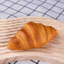 1pc 6.57inch Premium PU Realistic Croissant Bread Model, Cream Ice Cream Bread Model, Artificial Soft Bread, Fake Food Toy, Home Decor, Display For Home, Desktop, Photography Props, Stage Performance, Christmas & New Year Gift