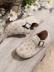 A Pair Of Children's Flat Bottomed Round Toe Shoes For A Little Girl, Designed With Small Floral Patterns And Hook And Loop On And Off, Lightweight, Comfortable And Fashionable, Suitable For All Seasons, Daily Travel And Outdoor Vacation Wear - Multicolor - View 2