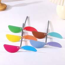 50个装 - 新款竹蜻蜓 - 必备互动小玩意 - 翱翔天空，有效缓解压力 - 怀旧必备 - 社交媒体热点 - 减压工具 - 办公室必备！开学必备，开学小礼物，开学必备礼物，学校礼物奖品