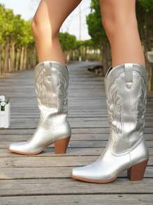 Women 2024 Spring & Autumn New Western Embroidered Outdoor Casual Fashion One-Push Buckle Chain Mid-Calf Boots