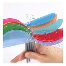 50个装 - 新款竹蜻蜓 - 必备互动小玩意 - 翱翔天空，有效缓解压力 - 怀旧必备 - 社交媒体热点 - 减压工具 - 办公室必备！开学必备，开学小礼物，开学必备礼物，学校礼物奖品