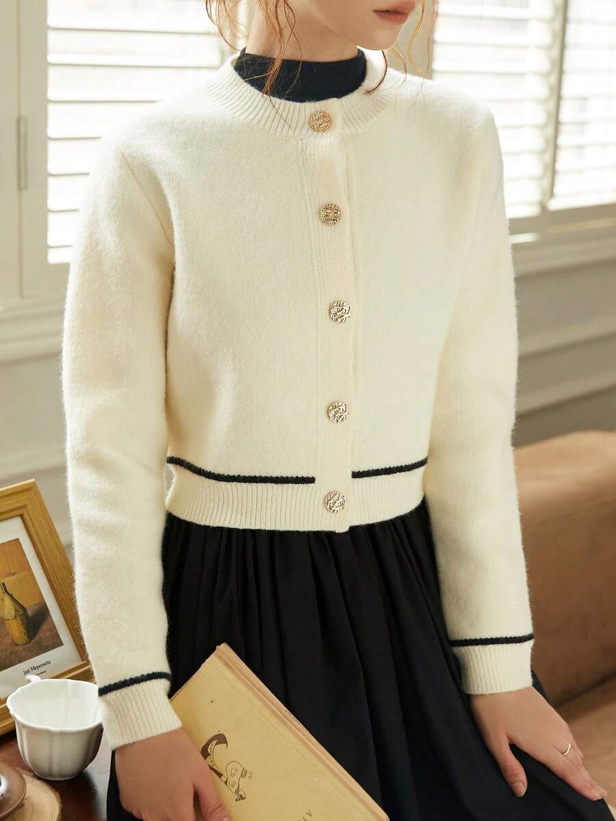 Knit Mix Áo khoác cardigan dệt kim dáng rộng kiểu Pháp thanh lịch và độc đáo dành cho nữ, thiết kế cổ tròn, mang hơi hướng cổ điển tinh tế, thoải mái và ấm áp, phù hợp cho mùa thu và mùa đông. Thiết kế dày dặn, là lựa chọn lý tưởng cho Ngày Valentine, mùa tựu trường, trang phục mùa thu dành cho nữ, cũng phù hợp cho các dịp Giáng sinh, Lễ Tạ ơn và Năm mới. - Màu be - Xem 1