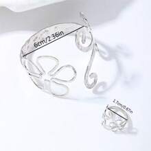 2pcs Fashionable Metallic Hollow Flower Bracelet & Ring Set, Suitable For Daily Wear, Banquet, Party