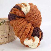 1卷250克超柔软粗毛线 - 超粗0.79英寸，蓬松雪尼尔毛线，适合手工DIY手臂编织，非常适合手工编织围巾、毯子、靠垫、宠物窝、编织配件，多种颜色可选，舒适耐用的聚酯纤维，可机洗且易于使用。