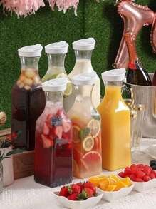 1PC Clear Acrylic Juice Drink Pitcher ,Carafe Jug Water Carafes For Cold Juices, Plastic Juice Container Pitcher Clear Narrow Neck Drink Carafes Mimosa Bar Beverage Pitcher For Outdoors Picnic Parties Tea ,Restaurant, Bar, Beach Vacation Essentials