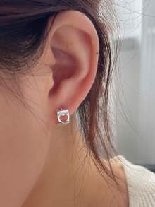 GAGAFEEL 1 对甜美可爱、时尚百搭、小众设计 S925 镂空小心形耳环，适合女性日常佩戴，可作为送给女朋友的礼物