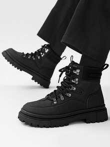 舒适防滑男鞋，轻便户外男靴，新款高帮男士休闲鞋，品牌原装男士运动鞋，户外度假徒步靴，时尚厚底徒步靴（鞋码可能偏大，建议购买时选择比实际尺码小一码，图案为不对称设计） - 黑色 - 查看 9