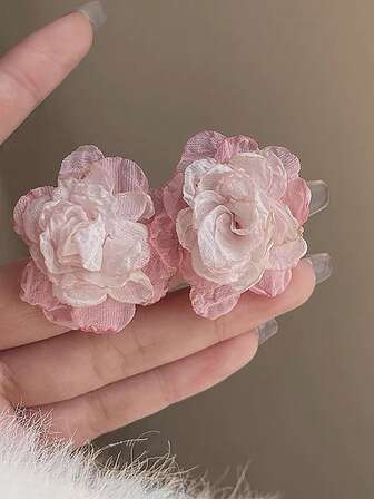 1 Paar modische französische Stil romantisch süße Rose geformte Ohrstecker für Valentinstag