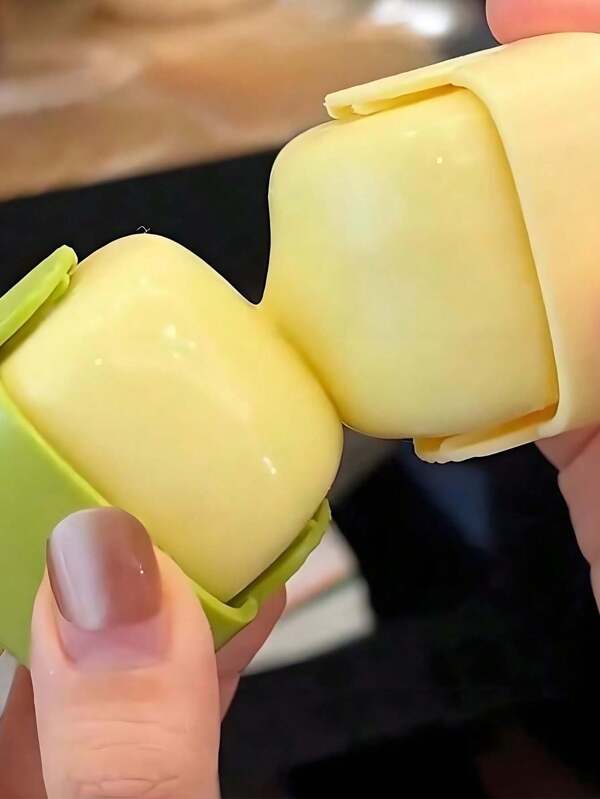 Washable Hair Remover, Mini New Multifunctional Cleaning And Portable Household Hair Removal Ball Without Damaging Clothes, Portable Hair Remover The Tube Hair Remover Can Be Cleaned, Including Household Clothing Hair Remover, Hair Removal Hair Remover, And Pet Hair Cleaning Tube Hair Remover