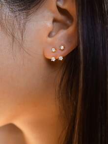 一对18K镀金925纯银耳环，耳夹式，优雅耳钉，镶嵌立方氧化锆，适合女士日常佩戴 - 單鑽前後耳釘 - 查看 8