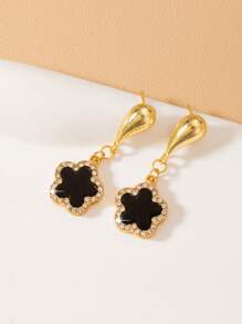 1 Pair Fashionable Delicate New Design Lucky Clover Stud Earrings, Suitable For Daily Wear, Minimalist Style