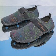Os Novos Sapatos de Montanha Feios estão Cheios de Estrelas e são Sapatos de Praia Leves e Antiderrapantes para Casais