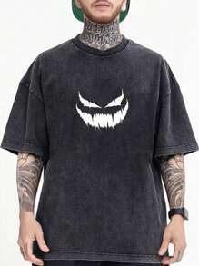 Camiseta de manga corta con cuello redondo de talla grande para hombres, con estampado gráfico de cara y texto en inglés, de estilo casual y urbano, para uso diario, con estilo grunge