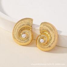 Unique Wrinkle Shell Shape Earrings, Personalized Liquid Metal Lotus Leaf Ear Ornament