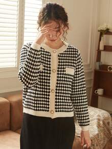 Knit Mix Elegant Women's Chic Knitted French Commuter Cardigan, Christmas Thanksgiving New Year Chic Plaid Pattern Pearl Button Front Loose Fit Sweater For Fall Winter Spring Fashion Back To School Fall Women Clothes Autumn