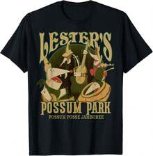 Camiseta con póster vintage de , un película de Goofy, Lester's Possum Park - Negro - Ver 1