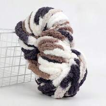 1卷250克超柔软粗毛线 - 超粗0.79英寸，蓬松雪尼尔毛线，适合手工DIY手臂编织，非常适合手工编织围巾、毯子、靠垫、宠物窝、编织配件，多种颜色可选，舒适耐用的聚酯纤维，可机洗且易于使用。