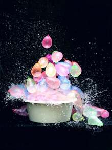 37 stuks/111 stuks waterballonbombal voor zomerwaterspelletjes en waterfeestjes, latex waterballen in gemengde kleuren, automatische afsluiting, snelle watervulling, een gratis wateraansluiting, zeer geschikt voor feestjes, spelletjes en decoraties (willekeurige kleur)