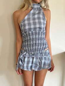 Women Summer Gingham Skirts Set Y2K Sleeveless Halter Crop Top Backless Camisole With Low Waist Bow Belted Bubble Skirt 2 Piece Outfit - 淺灰色 - 查看 2