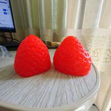Cute Big Strawberry Squeeze Toy, Juicy Strawberry Squeeze Toy, Stress Relief Toy, Office Anxiety Release Small Tool, Gag Gift - Multicolor - View 9
