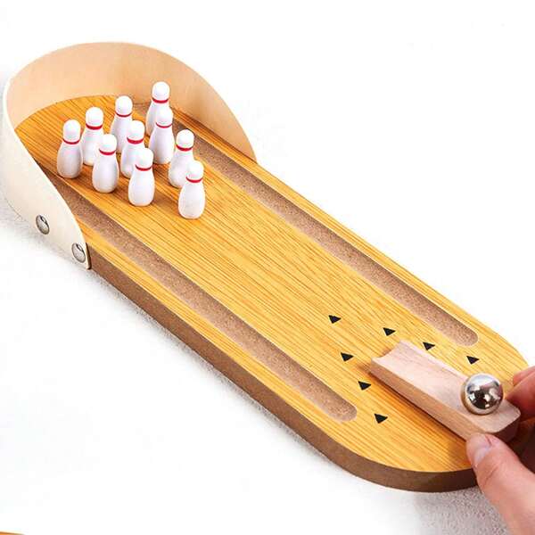 Stocking Stuffers für Männer und Erwachsene - Wooden Mini Bowling Set - Stress Relieving Desk Toys, Funny Birthday Gag Geschenke für alle (Männer, Frauen, Kinder) und Elefanten Geschenke