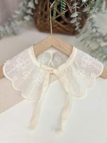 1 pieza Babero ajustable para niñas pequeñas con bordado y borde floral, apropiado para uso diario y festivales, regalo