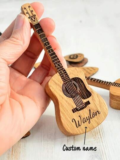 1pc Customized Mini Guitar Gift Set - Personalized Carved Guitar Picks, Wedding Accessories, Anniversaries Or Gifts For Fathers, Brothers, Boyfriends Or Friends, Colorful,Cute,Adorable,Funny,Kawaii,Y2K,Stylish,Unisex,Casual,Custom,Personalized,Unique,Customized,Ideal Gifts For Him,Ideal Gifts For Her,Her,Boyfriend,Girlfriend,Family,Friends,Customized Wedding & Event
