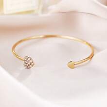 Brazalete joya con diseño único minimalista con forma de corazón de rhinestone