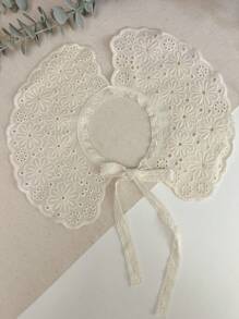 1 pieza Babero ajustable para niñas pequeñas con bordado y borde floral, apropiado para uso diario y festivales, regalo