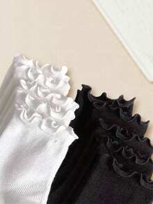 1/3/5 Pairs Women's Cute Ruffled Frilly Ankle Crew Socks, White And Black, Polyester Spandex Blend, Machine Washable - Multicolor - View 4