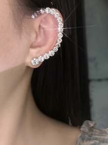 1 pieza Pendiente tipo cuf asimétrico de cristal a la moda, pendiente clip de oreja con rhinestones simétricos minimalistas para mujeres