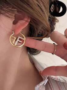 Brincos de argola com a letra F da moda, acessórios de brinco personalizados de luxo minimalistas, novo design de 2025