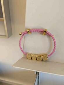 Pulseira de dados com letras do alfabeto personalizável, 1 peça, nome personalizado retrô, pulseira inicial de aço inoxidável MAMA, presente ideal para namorada, mãe, família, amiga, filha, aniversário, dia dos namorados, dia das mães, aniversário, formatura, uso diário, casamento, festa