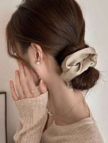 15件经典黑白棕色发圈，时尚发圈，适合发髻配饰。发饰。浴室装饰夏季