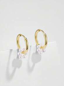 1 par de pendientes de aro elegantes con números romanos y adornos de perlas de estilo vintage minimalista para mujer, adecuados para usar en ocasiones casuales, fiestas, citas y uso diario