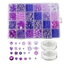 Caixa com 24 contas redondas de acrílico rosa, roxo e verde, de 0,7 a 1,2 cm, em cores claras, em formato de coração, com várias contas e dois fios elásticos, pode ser usada para fazer joias, pulseiras, colares, anéis e brincos.