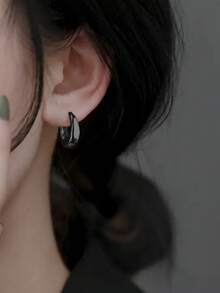 1 Pair Elegant Minimalist Geometric Circle Hoop Earrings, Chic & Suitable For Daily Wear For Women - Gun Black - View 5