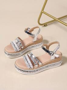 Sandal đế cao mùa hè, kiểu dáng đan nút, đế dày, sandal La Mã, trang trí đinh tán, phong cách Bohemian, hở mũi, quai ngang co giãn, thoáng khí, thoải mái, thanh lịch, thích hợp cho du lịch. - Bạc - Xem 3