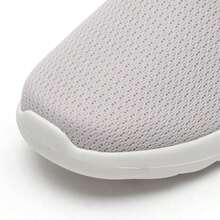 Skechers 女士休闲舒适运动鞋 124637-NAT - 自然色 - 查看 7