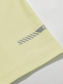 女士户外速干短袖跑步运动透气轻便训练T恤，春夏款 - 彩色 - 查看 3