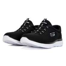 Skechers 女款輕量休閒鞋，女款一腳蹬走路鞋，舒適透氣緩震運動鞋 12980-BKW - 黑色/白色 - 查看 2