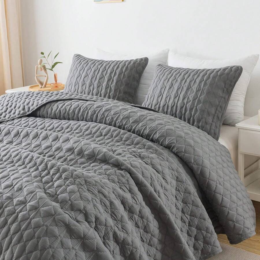 Dark Grey Quilt King Size Bedding Sets With Pillow Shams, Lightweight Soft Bedspread Coverlet, Quilted Blanket Thin Comforter Bed Cover, All Season Spring Summer, 3 Pieces, 104x90 Inches - 深灰色 - 查看 1