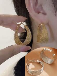 2 peças de brincos femininos retrô personalizados com textura geométrica de ferro, estilo europeu e americano, para uso em festas, brincos circulares de várias camadas com brincos circulares de alta qualidade, brincos dourados exagerados em formato de C