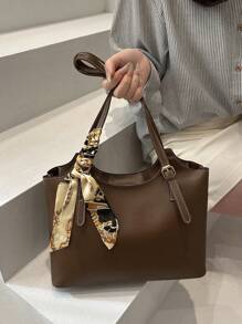 Fashionable And Simple Solid Color Letter Printed Shoulder Tote Bag With Scarf, Suitable For Shopping, Wallets, Shopping, Young Women, College Students, Newcomers, White-Collar Workers. They Are Very Suitable For Offices, Universities, Work, Business, Commuting, Outdoor Activities, Travel, And Outings