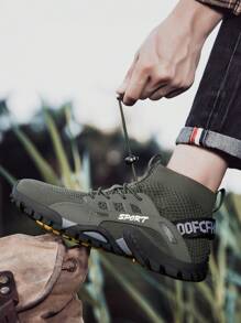 Nuevos zapatos deportivos para exteriores para adolescentes, botas de senderismo para niños, suela de goma antideslizante, malla tejida transpirable, suela y Top suaves, zapatos de trekking para niños