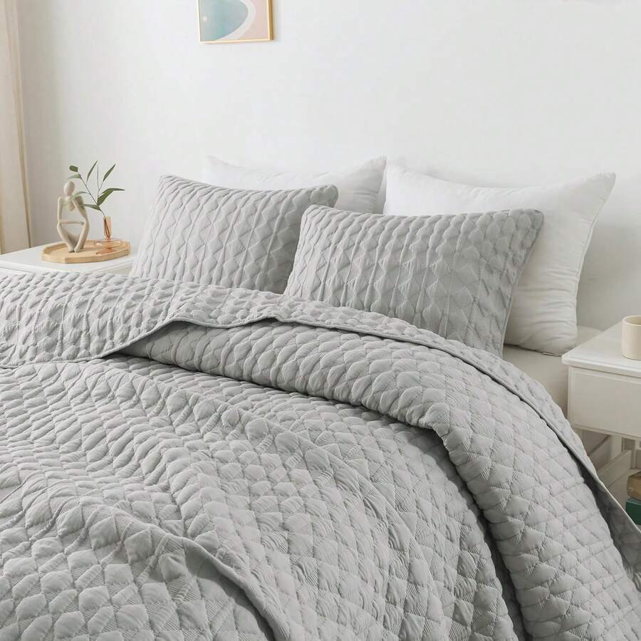 Dark Grey Quilt King Size Bedding Sets With Pillow Shams, Lightweight Soft Bedspread Coverlet, Quilted Blanket Thin Comforter Bed Cover, All Season Spring Summer, 3 Pieces, 104x90 Inches - 淺灰色 - 查看 1
